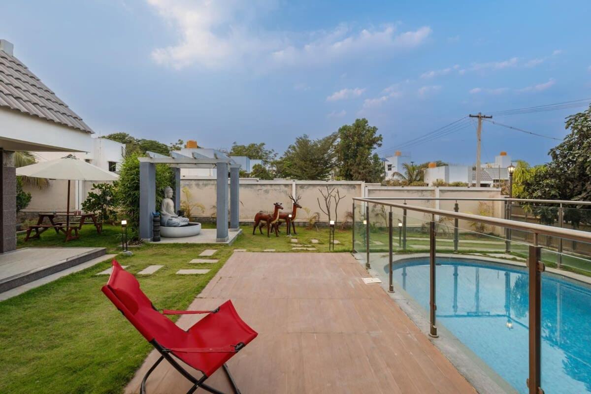 Blue Nest By Stayjadeparty Villalawn Hosūr Exterior foto